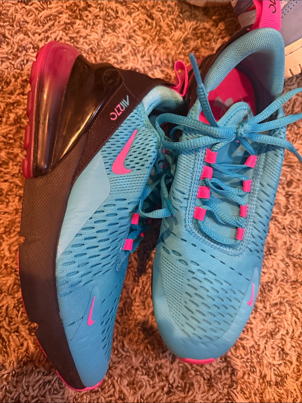 Nike Teal and Pink Athletic Sneakers - Picture 2 of 3